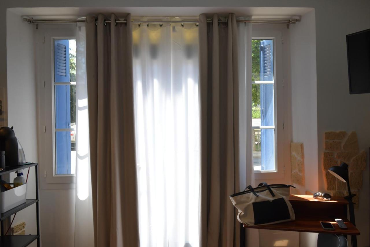 Aux 4 Logis Appart-Hotel - Studio Le City - Petit Dejeuner Inclus 1Ere Nuit Foix Dış mekan fotoğraf