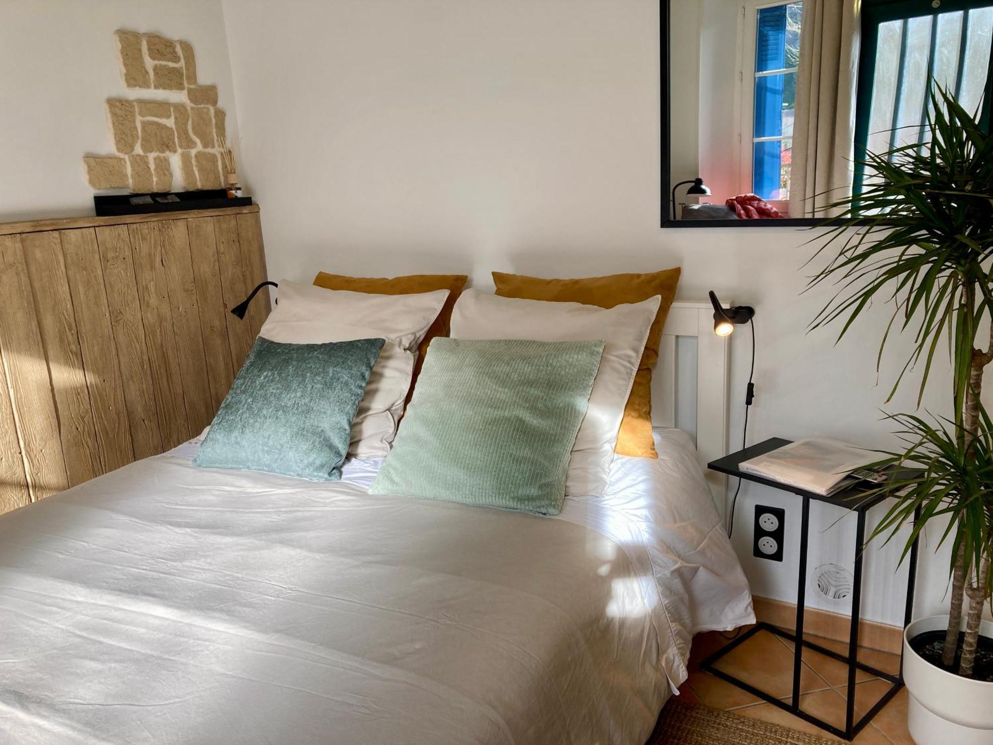 Aux 4 Logis Appart-Hotel - Studio Le City - Petit Dejeuner Inclus 1Ere Nuit Foix Dış mekan fotoğraf