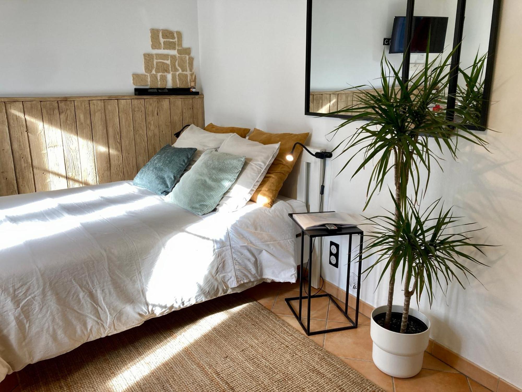 Aux 4 Logis Appart-Hotel - Studio Le City - Petit Dejeuner Inclus 1Ere Nuit Foix Dış mekan fotoğraf